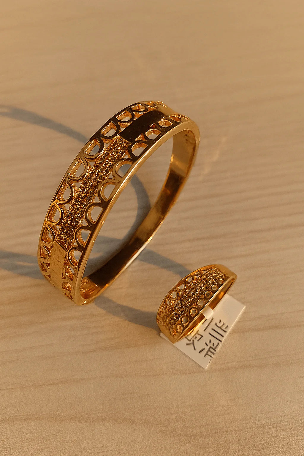 Gold Tone Jewelry Set - Dual Style Necklace & Bracelet