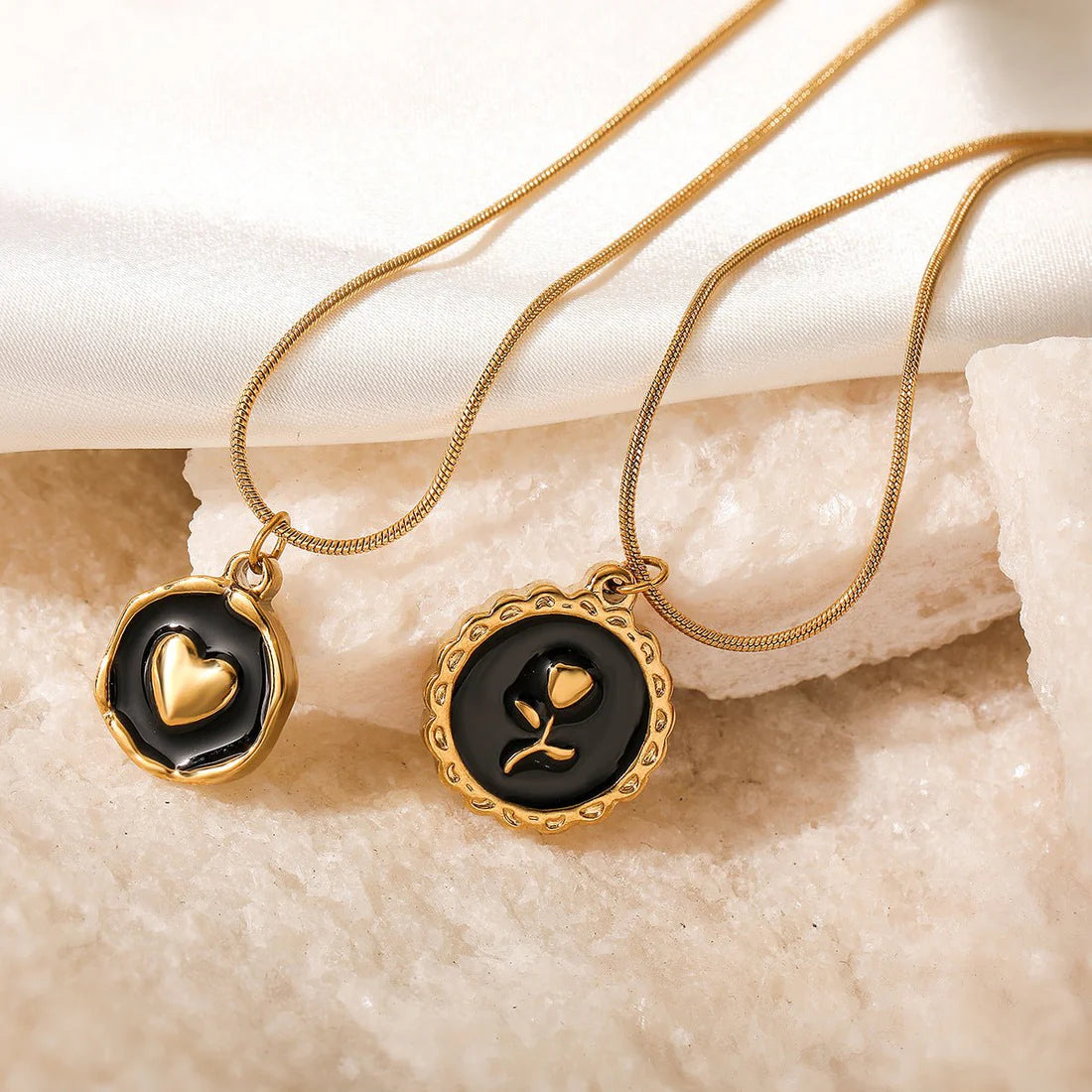 Retro Oil Dripping Heart Necklace - Unique Geometric Jewelry
